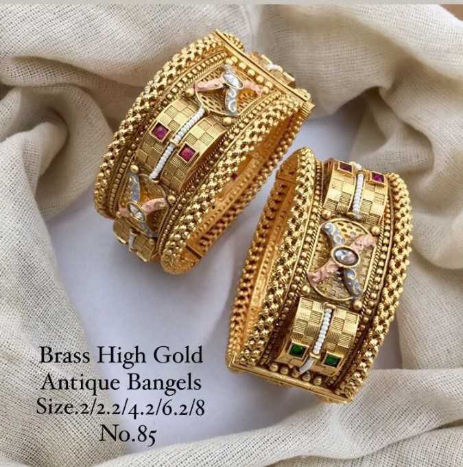 YNF BRASS R53 WOMEN JEWELLERY WHOLESALE ANTIQUE BAMGLES MANUFACTURER