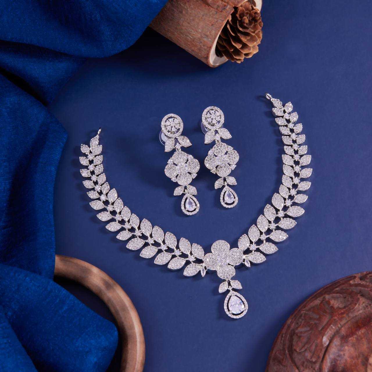 Ynf AD Diamond KESH192 Womens Jewellery Wholesale AD Diamond Necklace Necklaces Set Antique Necklaces Set Manufacturer - Jewellery Export