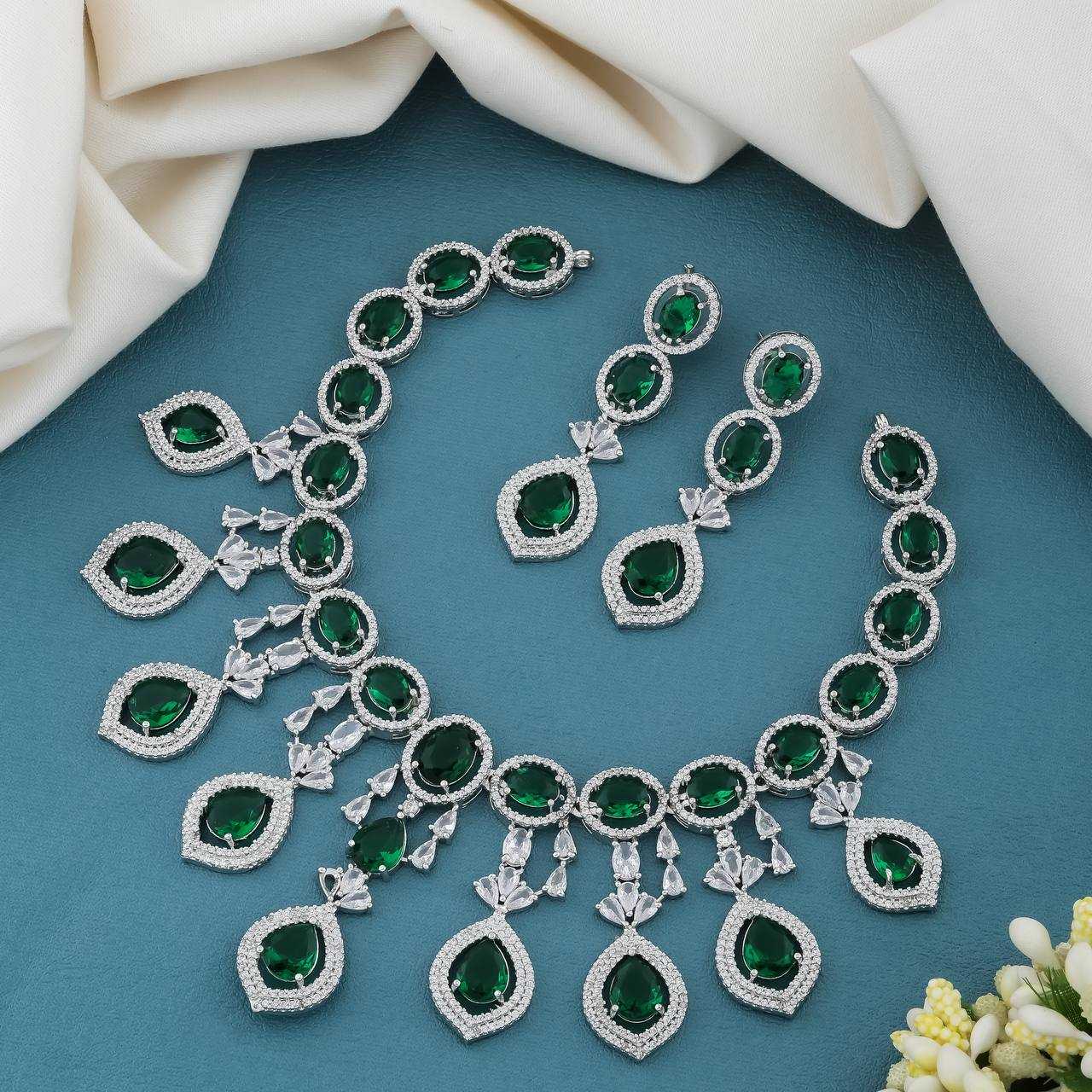 Ynf AD Diamond KESH192 Womens Jewellery Wholesale AD Diamond Necklace Necklaces Set Antique Necklaces Set Manufacturer - Jewellery Export