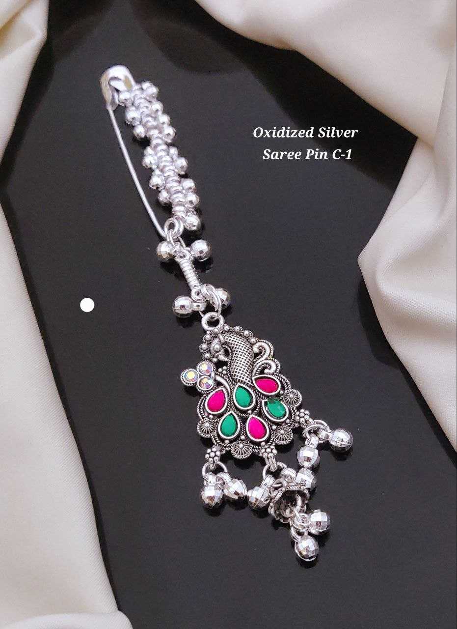 SILVER SAREE PIN