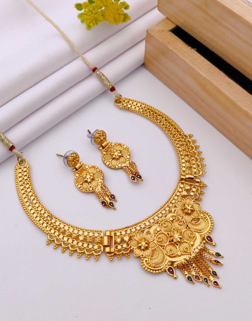 Ynf Alloy KESH191 126 Womens Jewellery Festive Collections Wholesale Necklaces Set Golden Necklace Set Alloy Necklaces Manufacturer - Jewellery Export