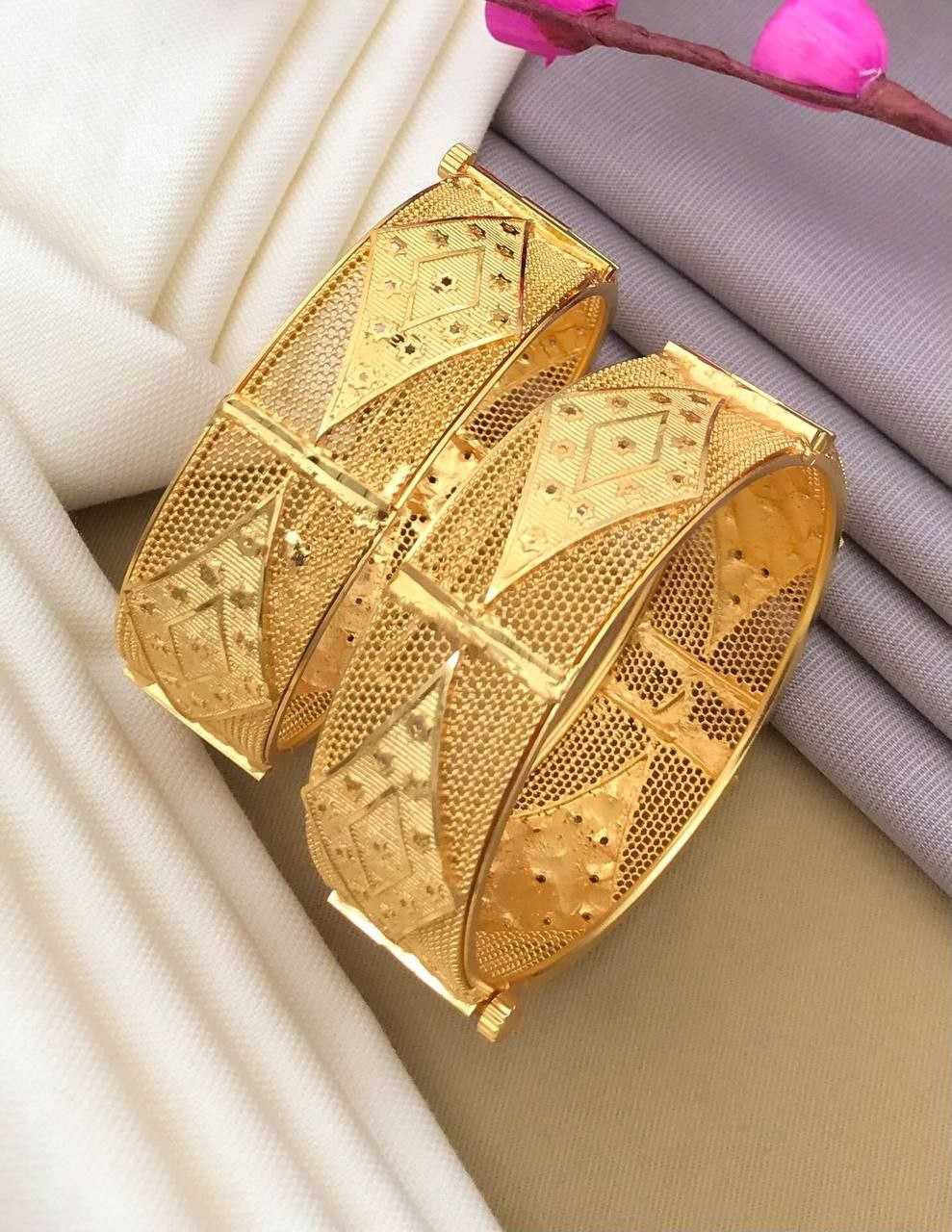 Ynf Brass 103 Womens Jewellery Festive Collections Wholesale Brass Gold Bangles Gold Plated Jewelry Party Wear Jewelry Manufacturer - Jewellery Export