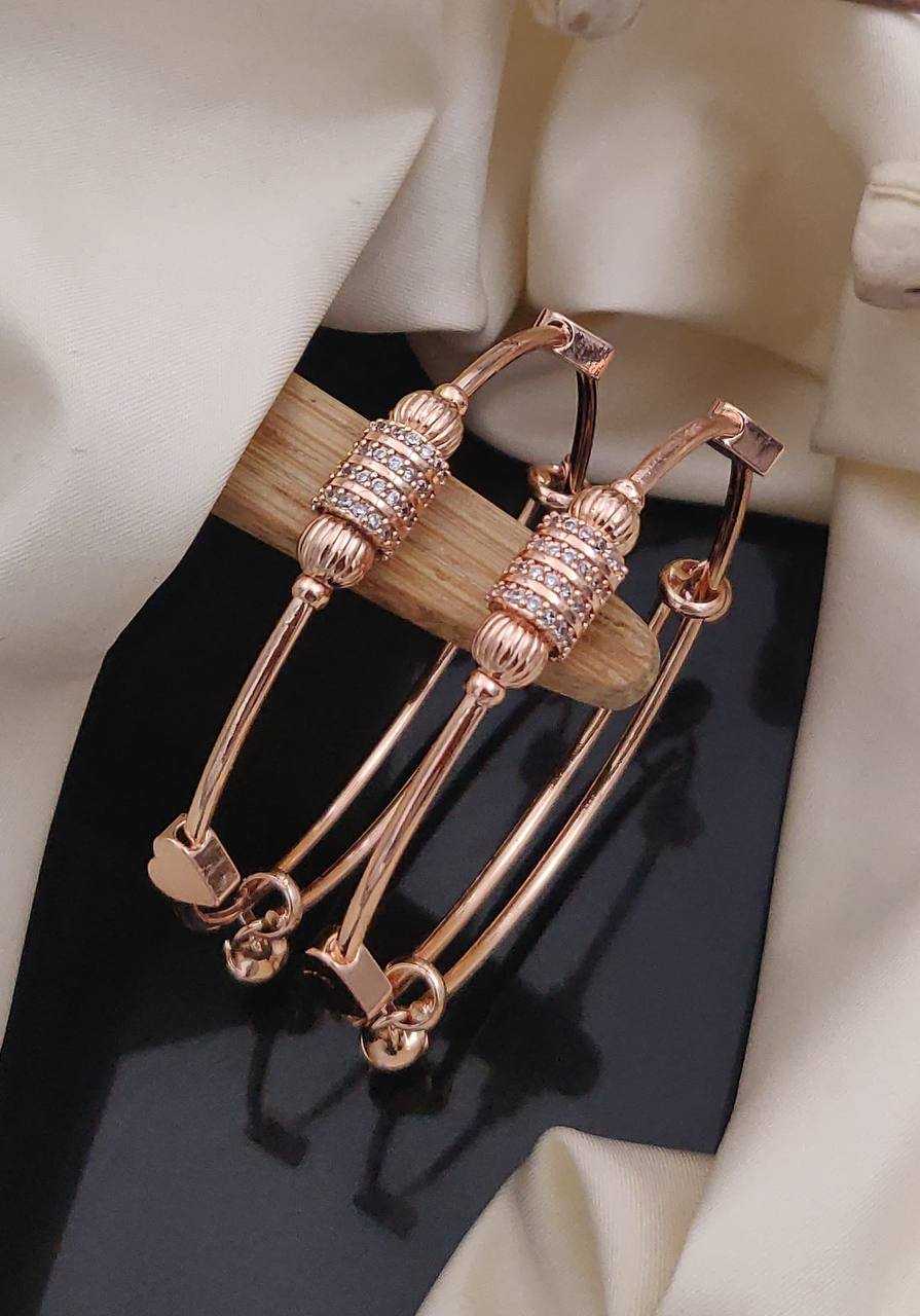 Ynf Fancy Womens Jewellery Wholesale Brass Gold Bracelets Golden Bracelet Fashion Bracelets Manufacturer - Jewellery Export