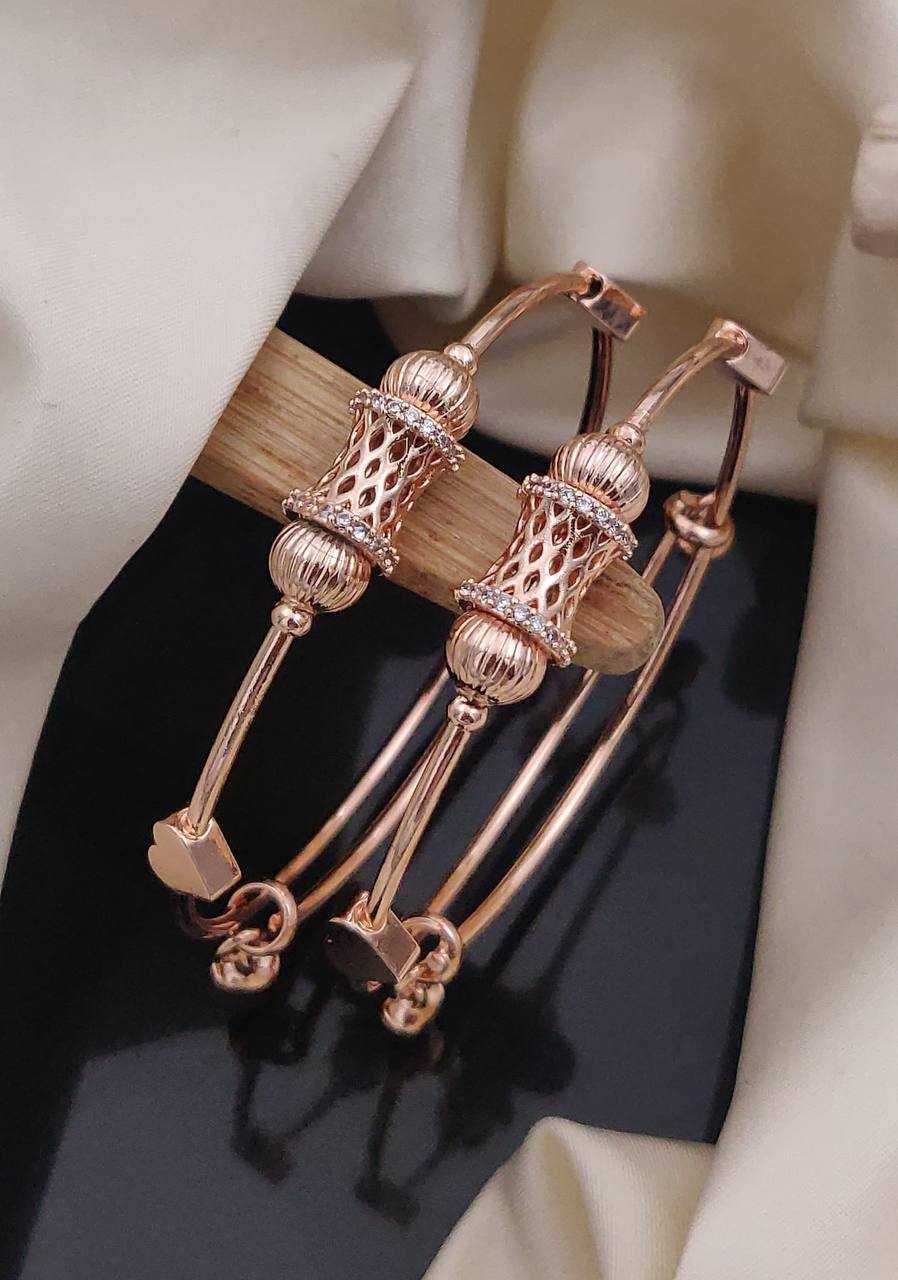 Ynf Fancy Womens Jewellery Wholesale Brass Gold Bracelets Golden Bracelet Fashion Bracelets Manufacturer - Jewellery Export