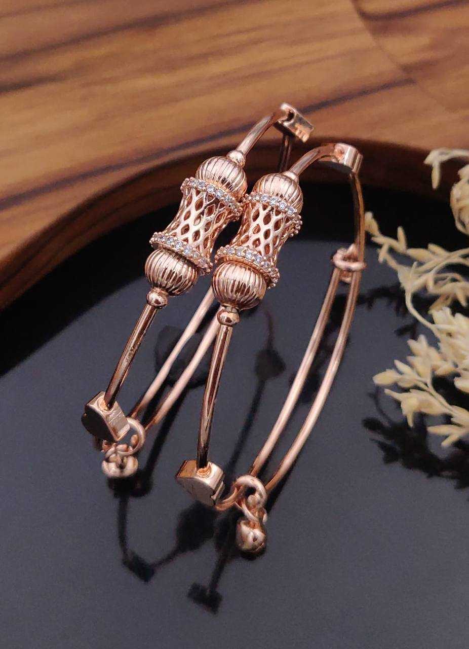 Ynf Fancy Womens Jewellery Wholesale Brass Gold Bracelets Golden Bracelet Fashion Bracelets Manufacturer - Jewellery Export