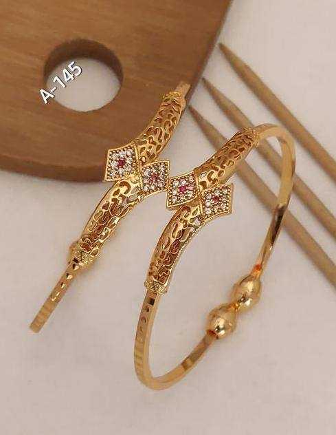 Ynf Fancy Womens Jewellery Wholesale Brass Gold Bracelets Golden Bracelet Gold Plated Jewelry Manufacturer - Jewellery Export
