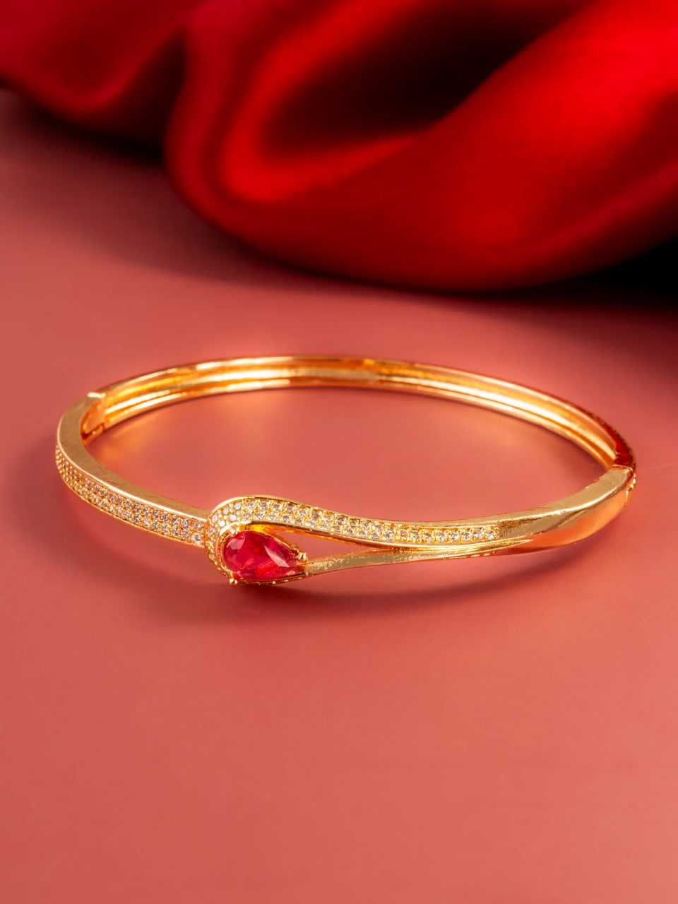Ynf Brass KESH105 BG2589 Womens Jewellery Wholesale Brass Gold Bangles Antique Bangles Fashion Bangles Manufacturer - Jewellery Export
