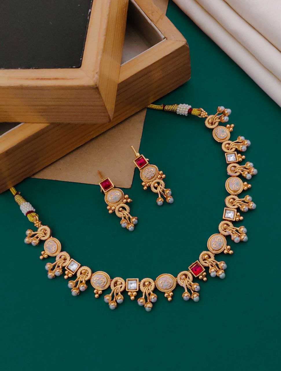 Ynf Brass Womens Jewellery Wholesale Choker Necklaces Kundan Necklace Set Manufacturer - Jewellery Export