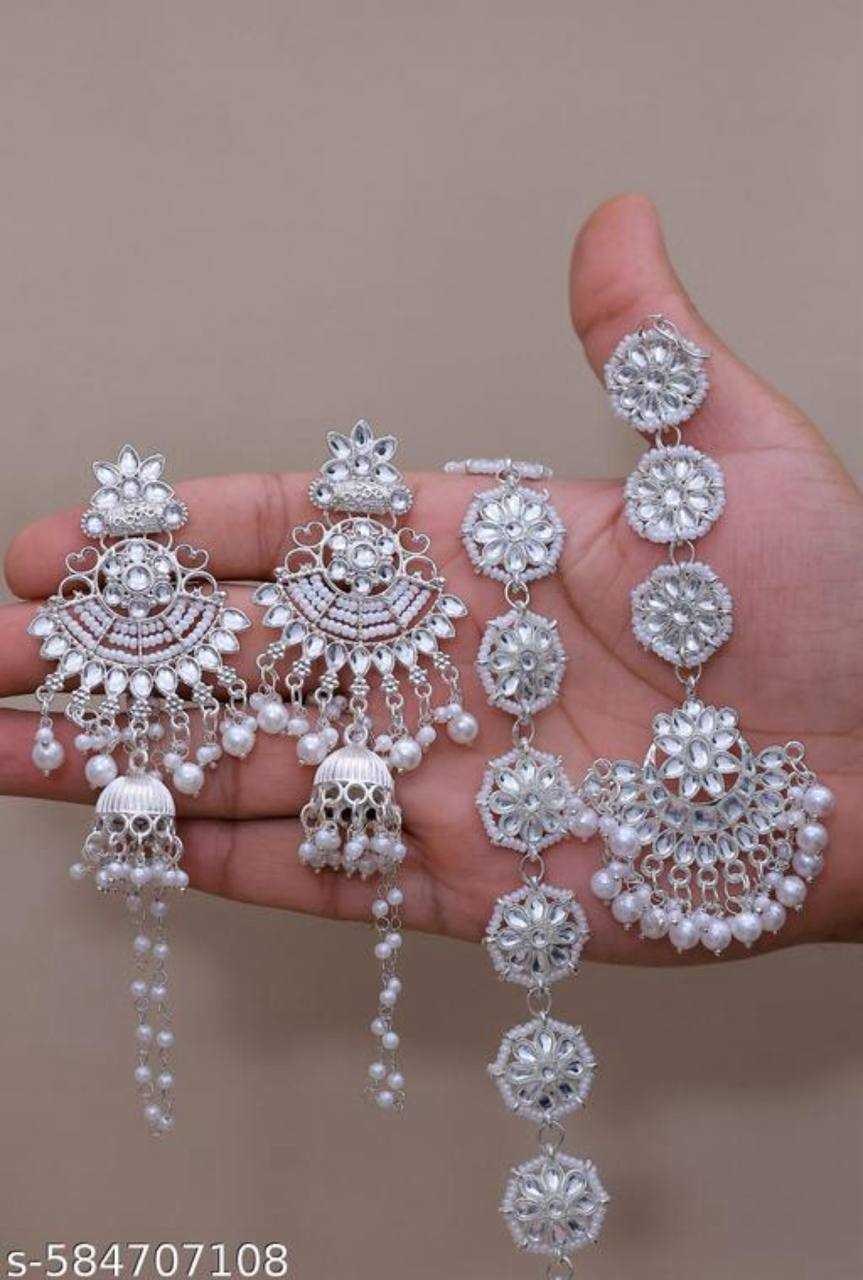 Ynf Brass Womens Jewellery Wholesale Maang Tikka Fancy Earrings Manufacturer - Jewellery Export