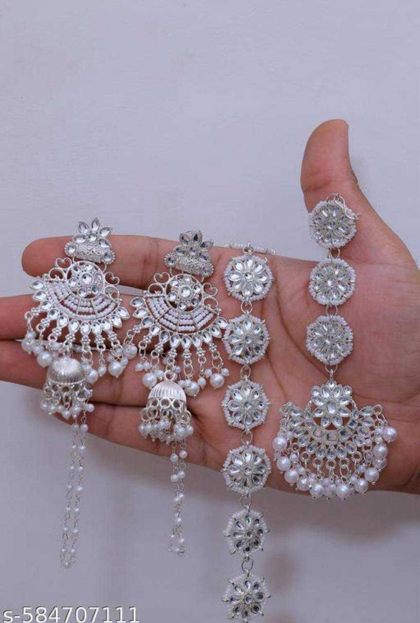 Ynf Brass Womens Jewellery Wholesale Maang Tikka Fancy Earrings Manufacturer - Jewellery Export