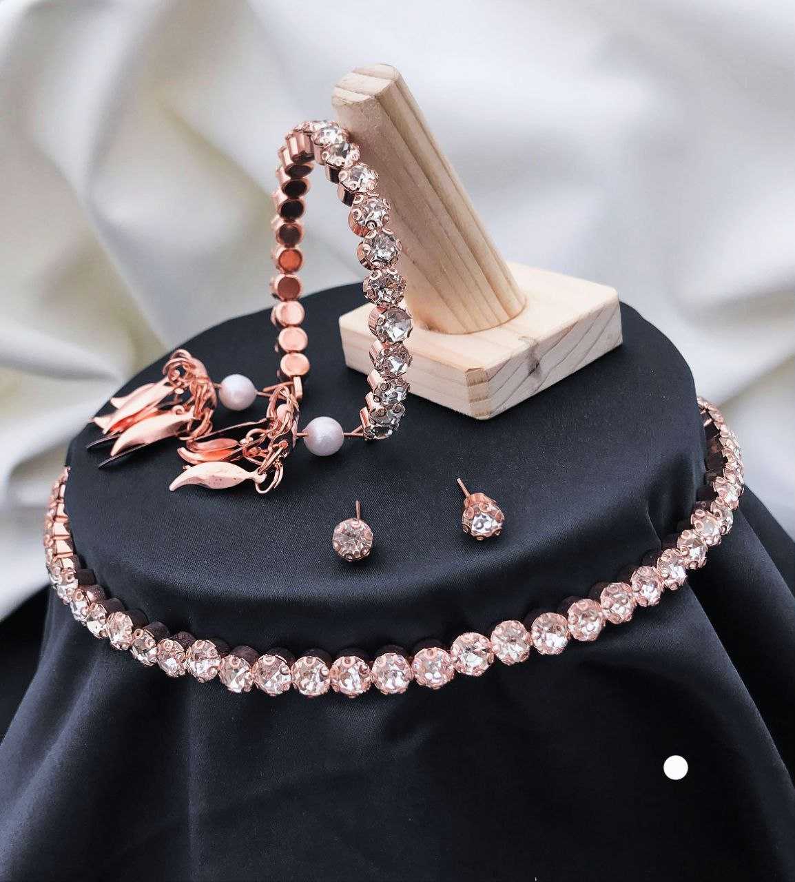 Ynf Brass Womens Jewellery Wholesale AD Diamond Necklace Fashion Necklace Artificial Diamond Necklace Manufacturer - Jewellery Export