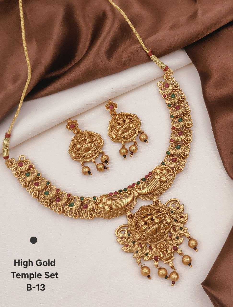 Ynf Brass Womens Jewellery Wholesale Golden Necklace Set Fashion Necklace Temple Jewelry Manufacturer - Jewellery Export