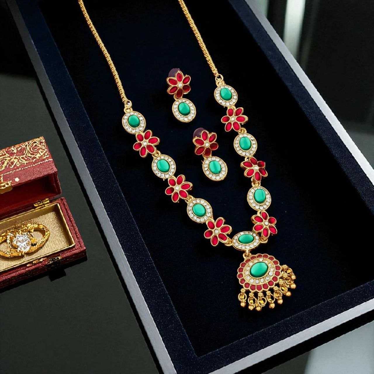 Ynf Brass Womens Jewellery Wholesale Kundan Necklace Set Antique Necklaces Set Fashion Necklace Manufacturer - Jewellery Export