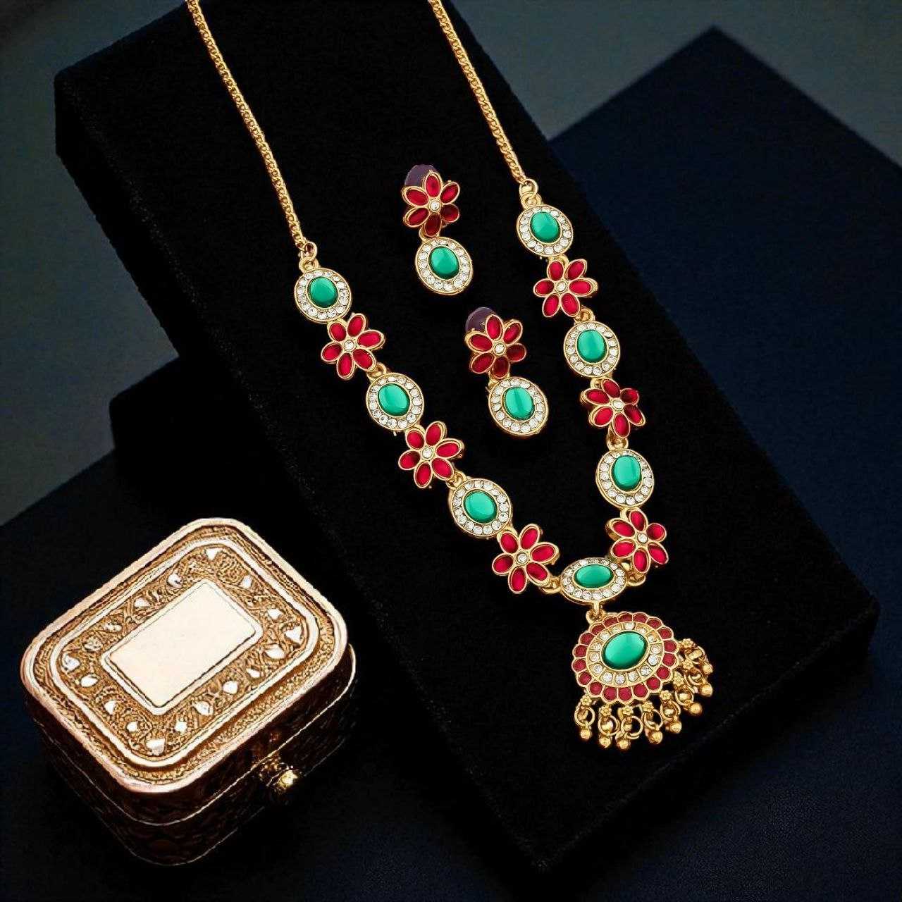 Ynf Brass Womens Jewellery Wholesale Kundan Necklace Set Antique Necklaces Set Fashion Necklace Manufacturer - Jewellery Export