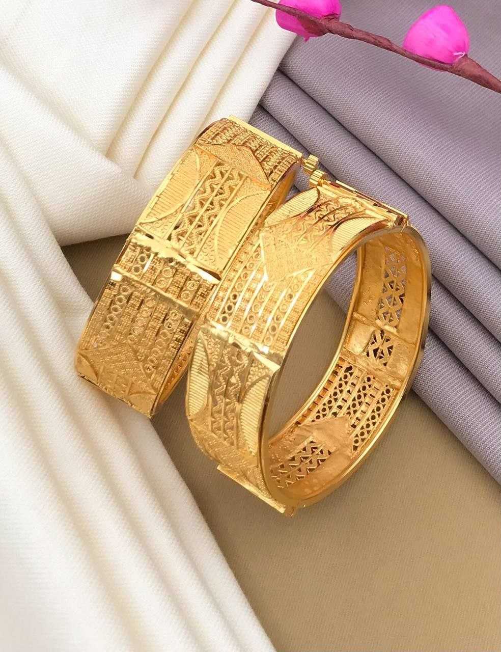Ynf Brass 103 Womens Jewellery Festive Collections Wholesale Brass Gold Bangles Gold Plated Jewelry Party Wear Jewelry Manufacturer - Jewellery Export
